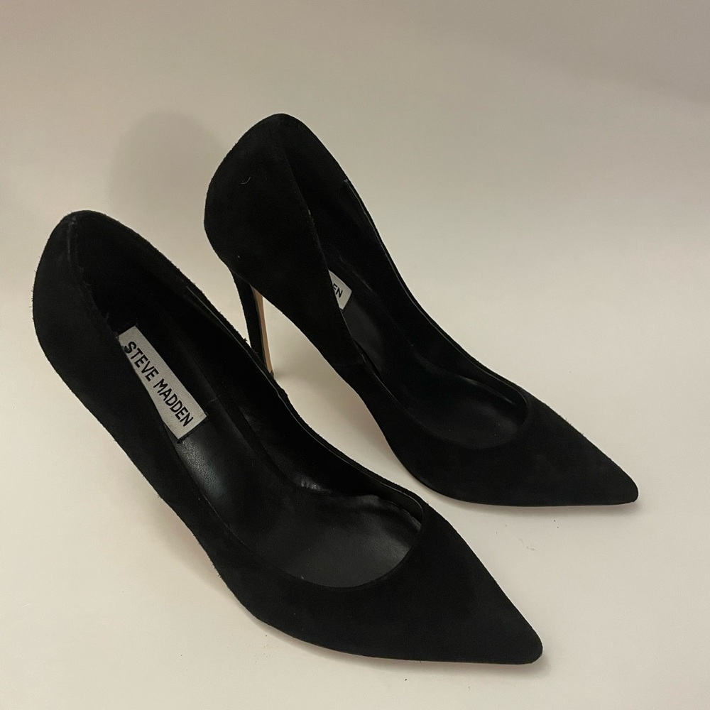 Steve Madden Classic Black Suede Heels